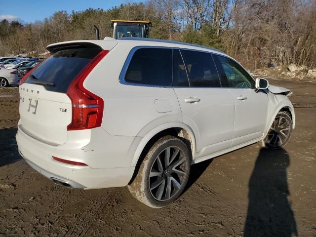 2021 Volvo XC90 T6 Momentum