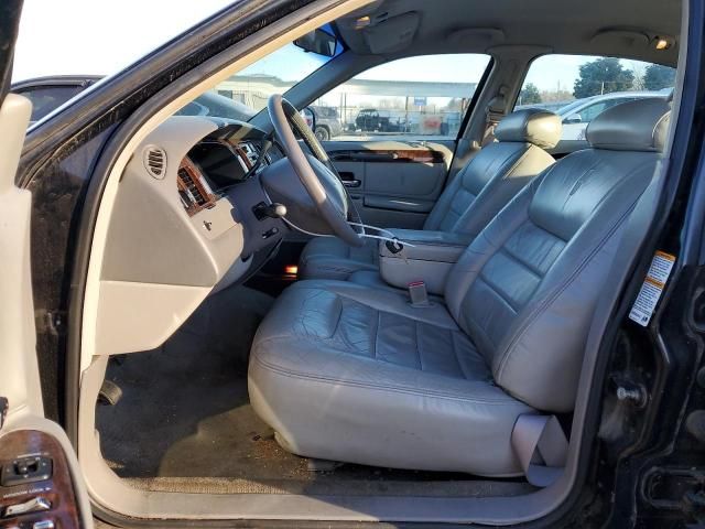 2000 Lincoln Town Car Executive