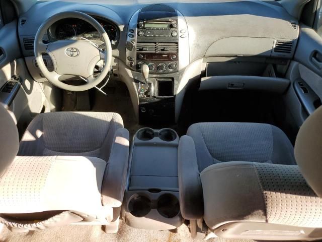 2007 Toyota Sienna CE