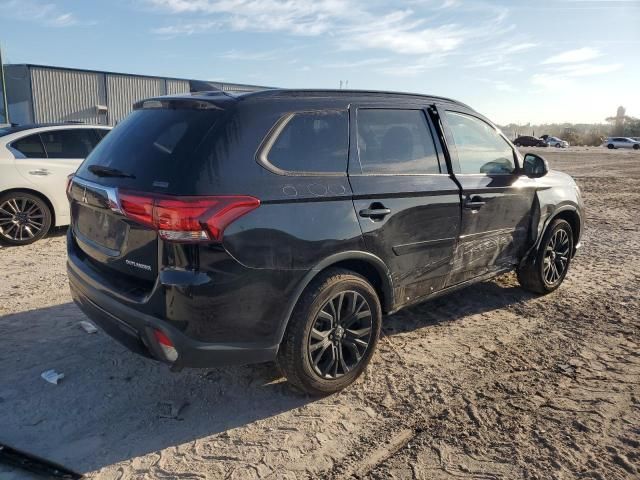 2019 Mitsubishi Outlander SE