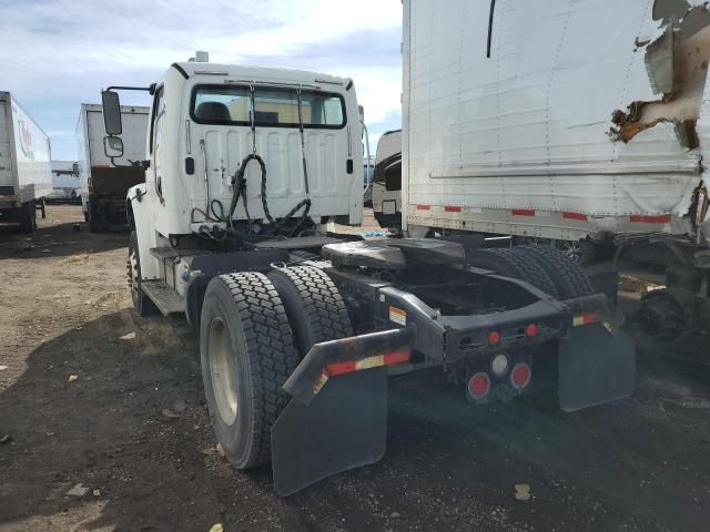 2016 Freightliner M2 106 Semi Truck