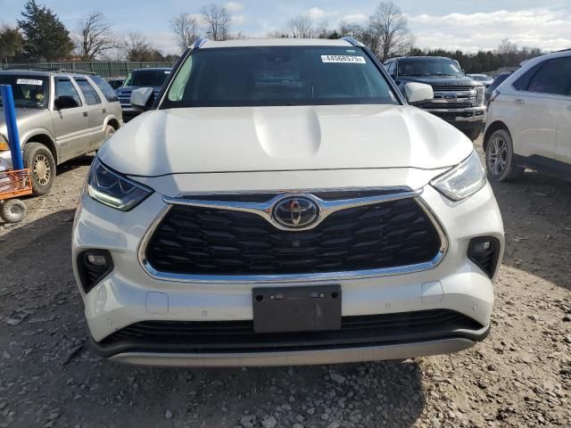 2021 Toyota Highlander Platinum