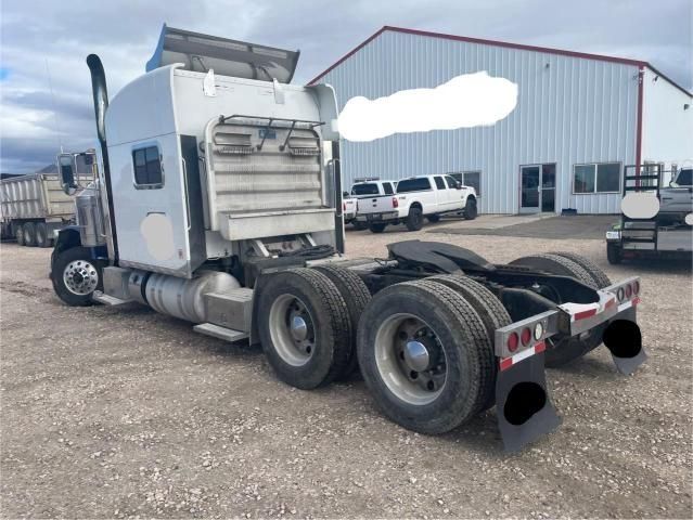 2012 Peterbilt 389