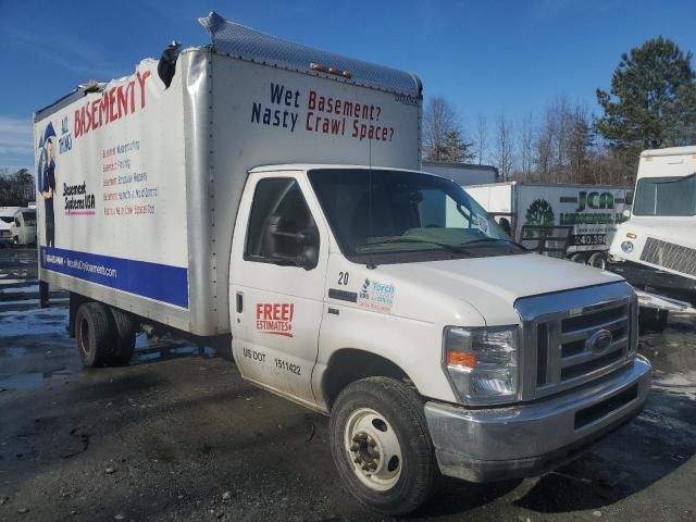 2019 Ford Econoline E350 Super Duty Cutaway Van