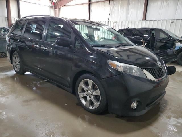 2013 Toyota Sienna Sport