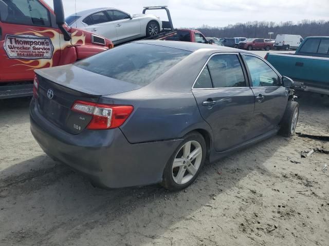 2014 Toyota Camry Hybrid