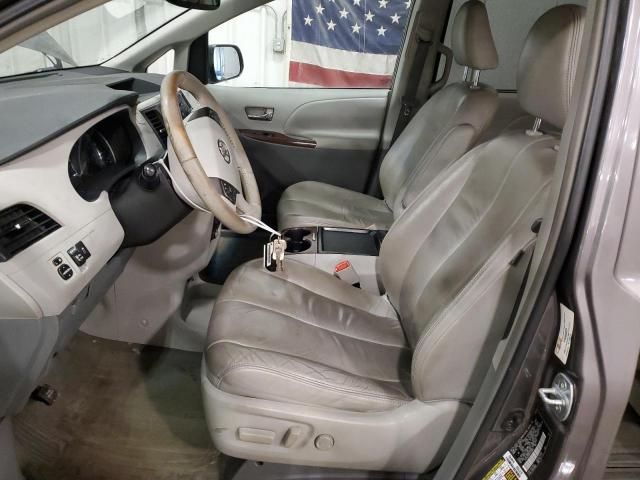 2011 Toyota Sienna XLE