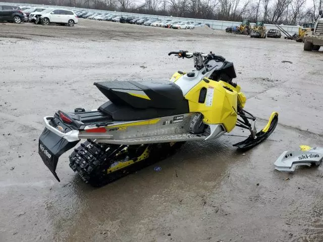 2015 Skidoo 2015 Skidoo MXZ Sport