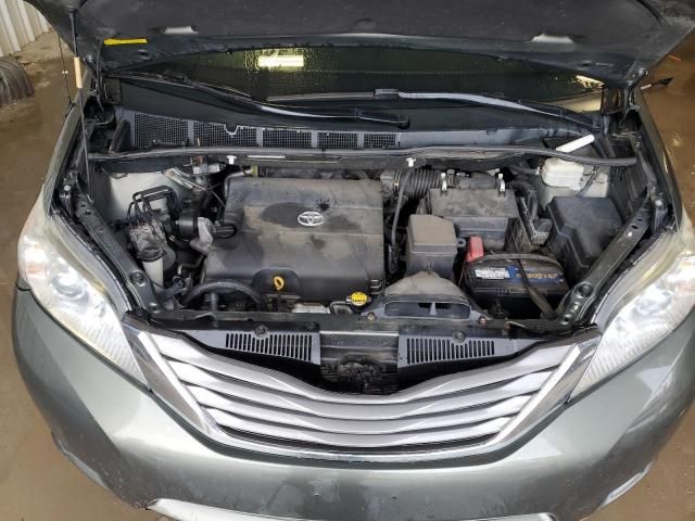 2011 Toyota Sienna XLE