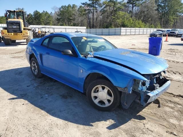 2000 Ford Mustang