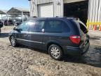 2005 Chrysler Town & Country Limited