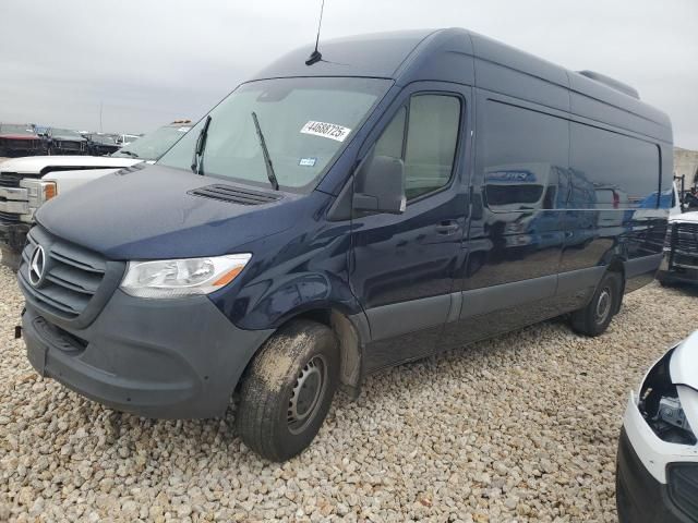 2022 Mercedes-Benz Sprinter 2500