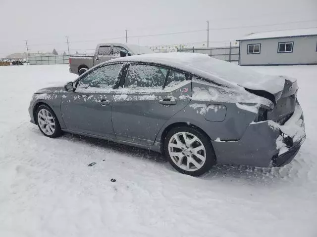 2019 Nissan Altima SR