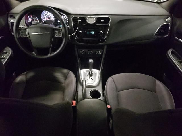 2013 Chrysler 200 LX