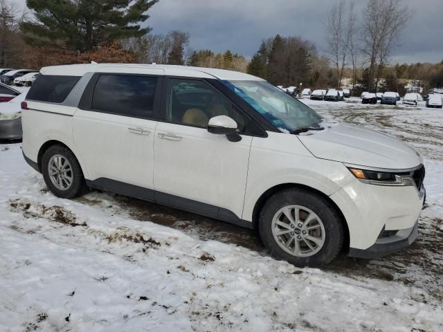 2022 KIA Carnival LX