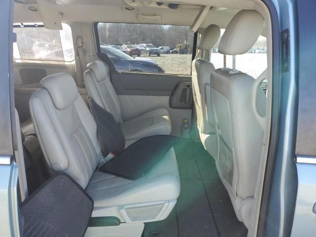 2009 Chrysler Town & Country Touring