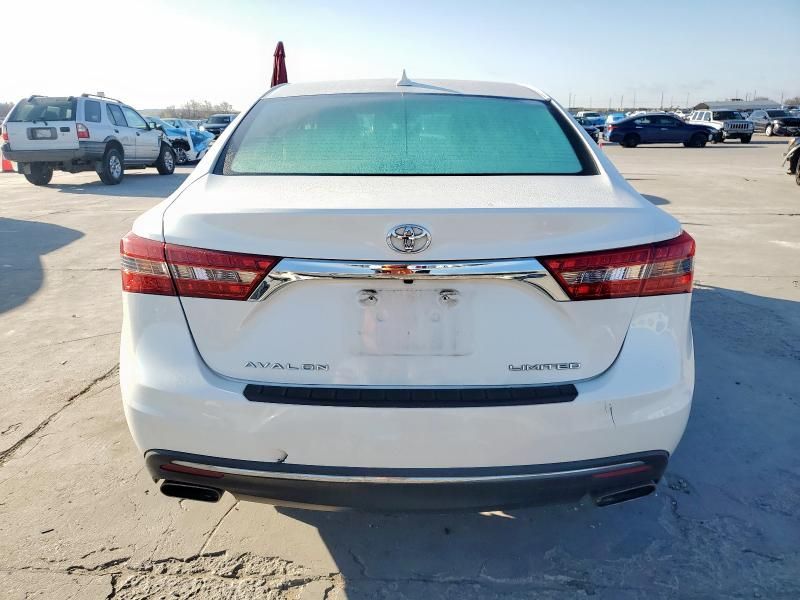 2018 Toyota Avalon XLE