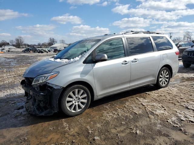 2015 Toyota Sienna XLE