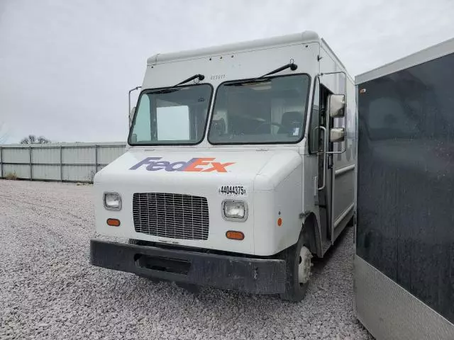 2019 Freightliner Chassis M Line WALK-IN Van