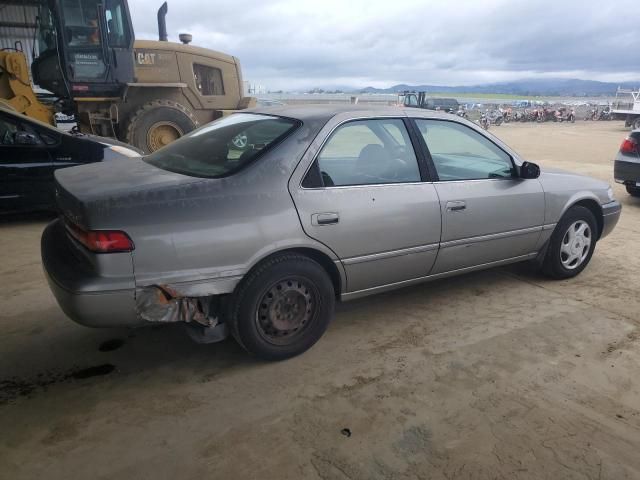 1998 Toyota Camry LE