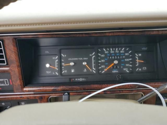 1992 Chrysler New Yorker Fifth Avenue