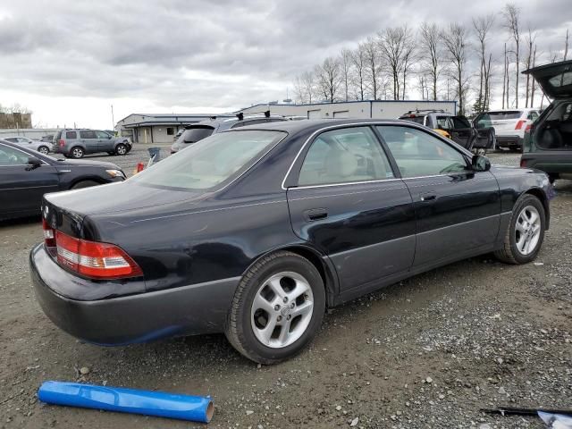 2000 Lexus ES 300