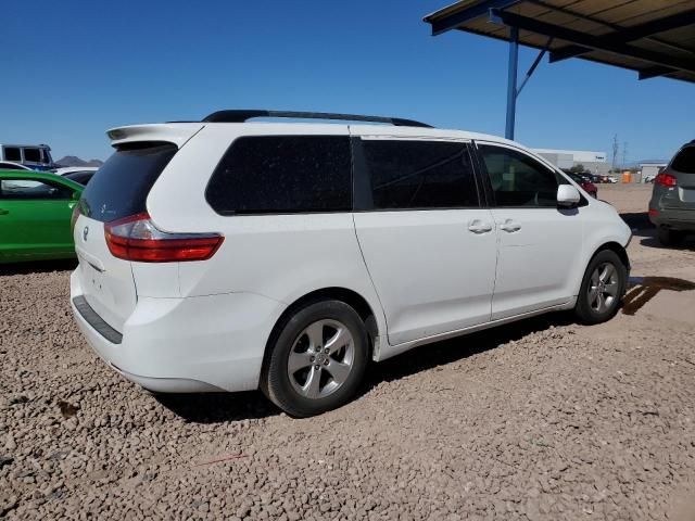 2015 Toyota Sienna LE