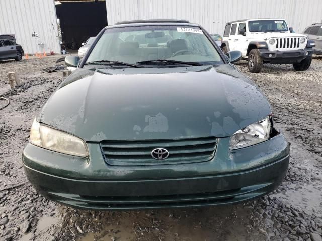 1999 Toyota Camry LE