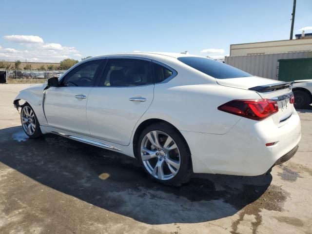 2017 Infiniti Q70 3.7