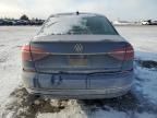 2017 Volkswagen Passat R-Line