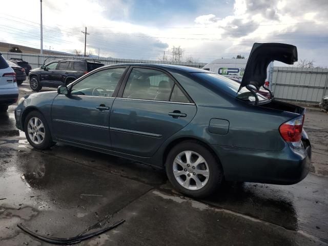 2005 Toyota Camry LE