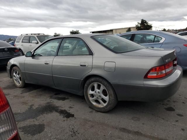 2000 Lexus ES 300