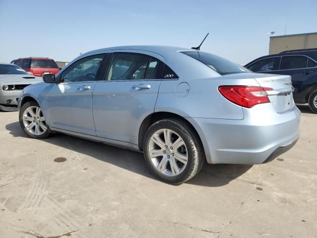 2013 Chrysler 200 Touring