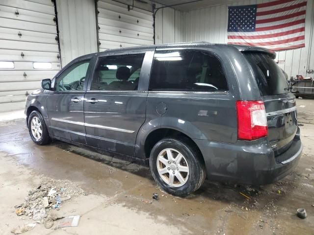 2012 Chrysler Town & Country Touring