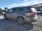 2017 Toyota Highlander SE