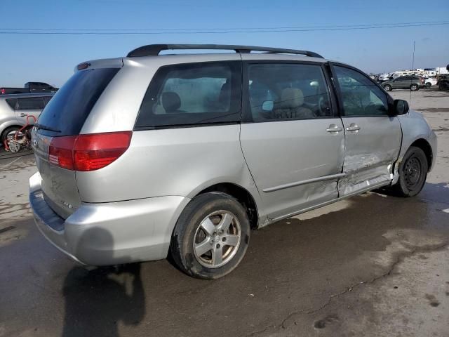 2004 Toyota Sienna CE