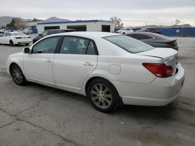 2005 Toyota Avalon XL