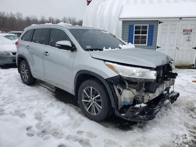 2018 Toyota Highlander SE