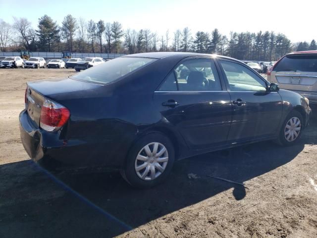 2005 Toyota Camry LE