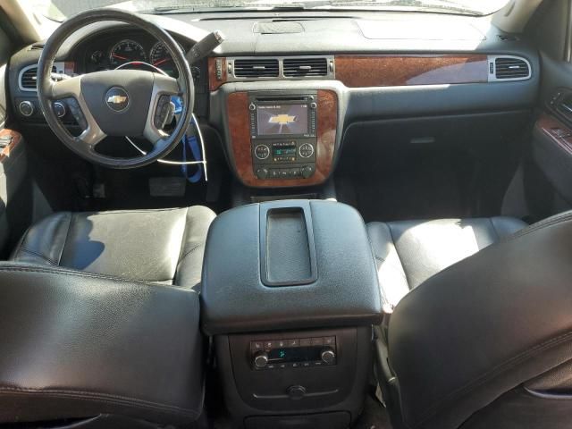 2014 Chevrolet Suburban K1500 LTZ