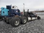 2005 Freightliner Conventional Columbia