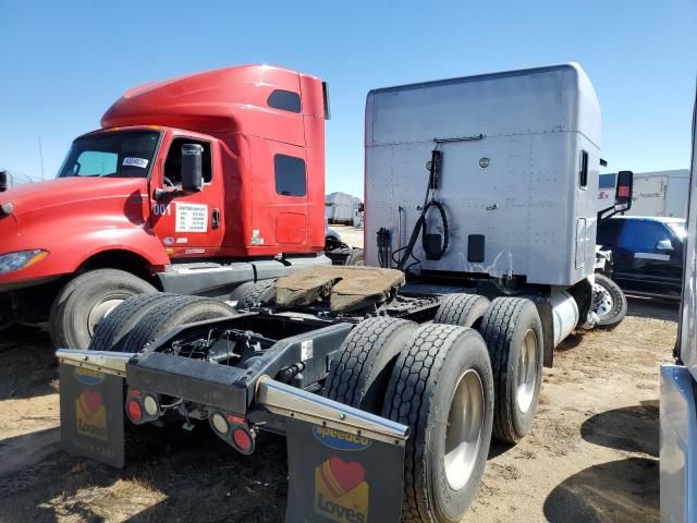 2015 Peterbilt 579