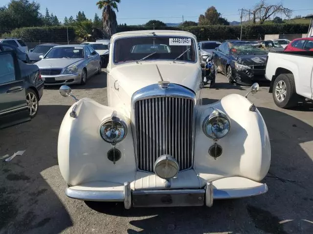 1952 Bentley Sedan