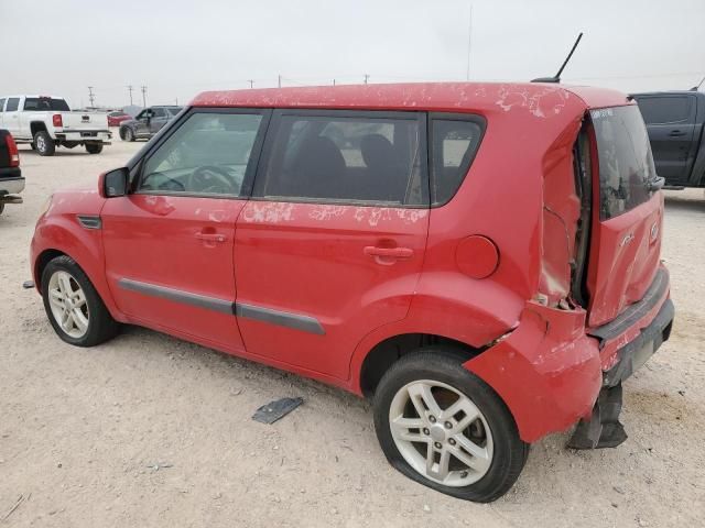 2011 KIA Soul +