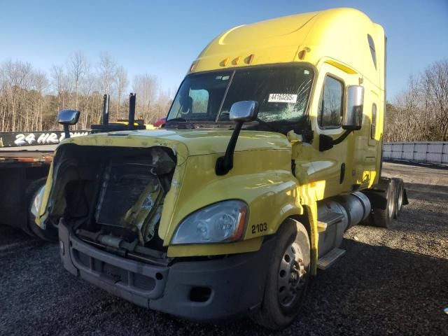 2016 Freightliner Cascadia 125