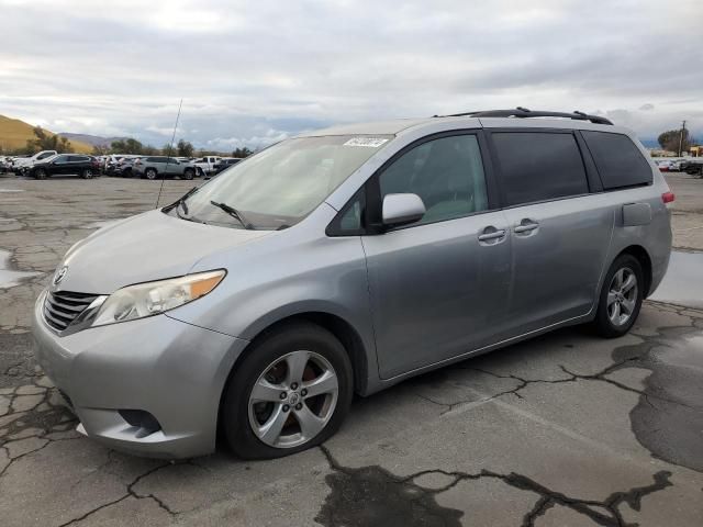 2012 Toyota Sienna LE