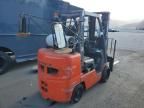 2004 Nissan Forklift