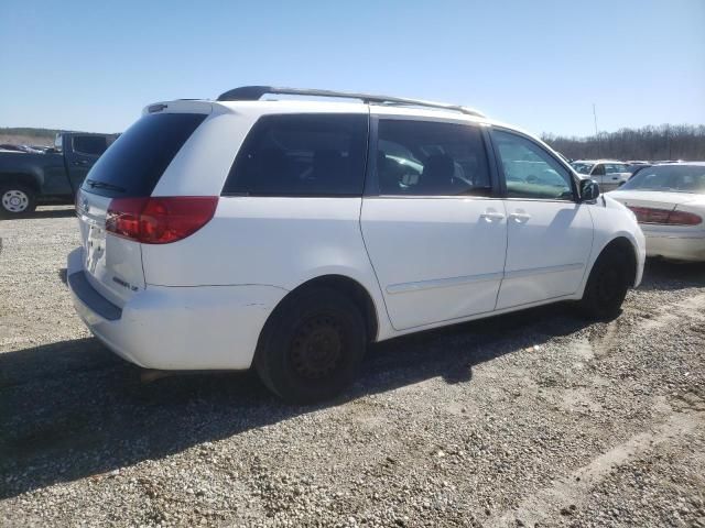 2006 Toyota Sienna CE