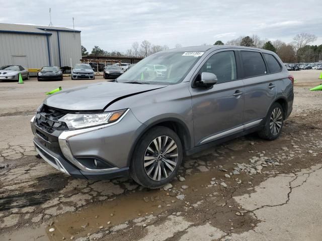 2020 Mitsubishi Outlander SE