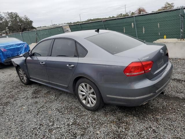 2012 Volkswagen Passat SEL